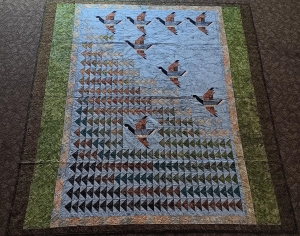 Primary image for the 100 x 100 Pieced Quilt - Flying Geese Auction Item
