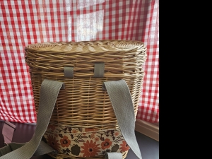 Secondary image for the Picnic Season Tote Bag & Delightfull Picnic Basket 'Backpack' with picnicware  Auction Item