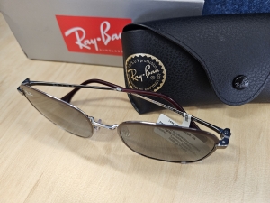 Secondary image for the Ray-Ban Sunglasses Auction Item