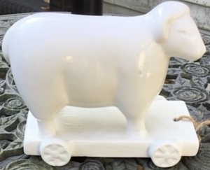 Primary image for the White Ceramic Sheep Auction Item