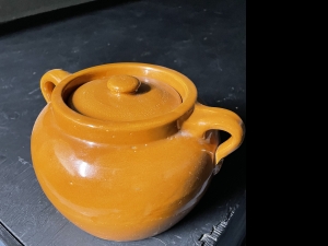 Primary image for the Bean Pot Auction Item