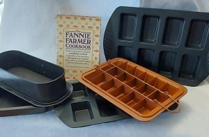 Primary image for the Fannie Farmer Cookbook & Baking Pans Auction Item