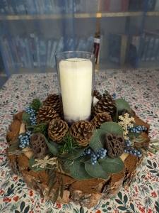 Primary image for the Item 7 - Wooden Candle Center Piece Auction Item